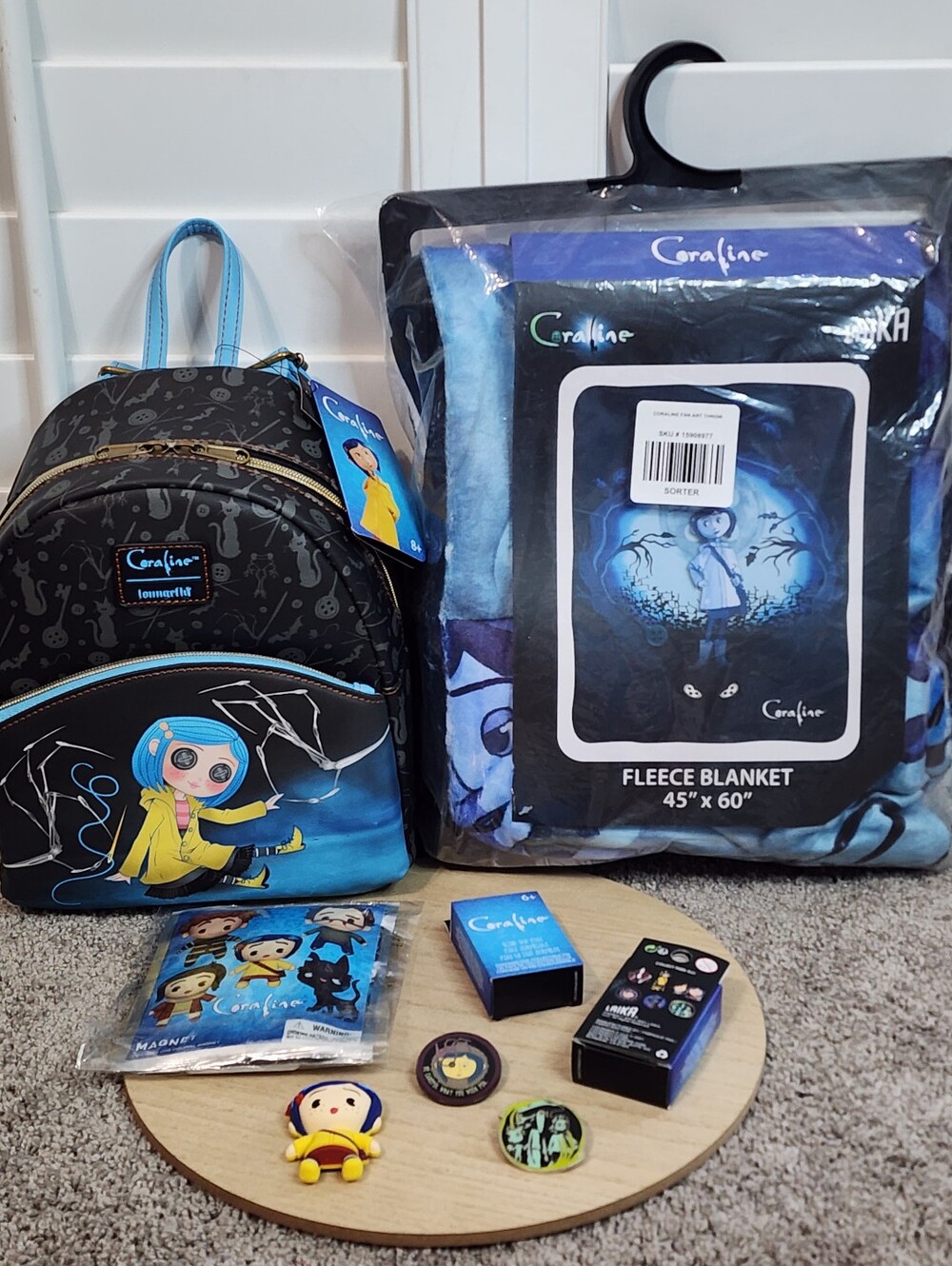 New Loungefly Coraline Split Mini Backpack, Fleece Blanket, Magnet & 2 Pins Lot